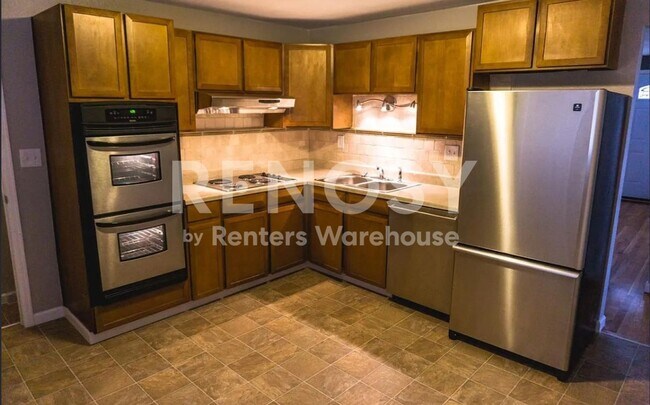 Building Photo - Spacious 4-Bedroom Duplex Near Anschutz Medical Campus – Available Now!