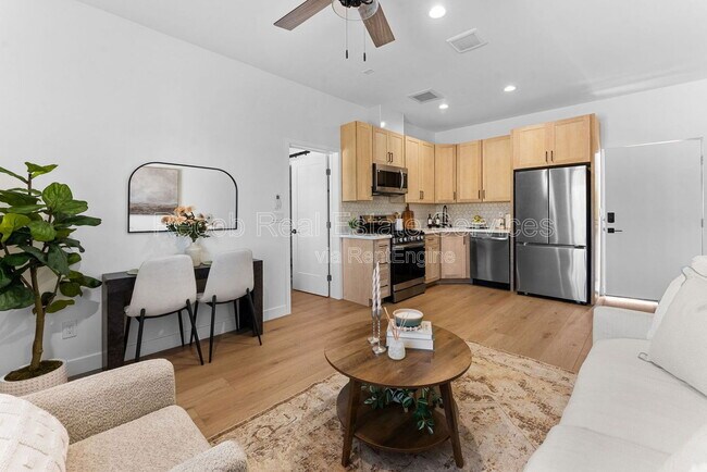 Building Photo - 4286 Samoset Ave