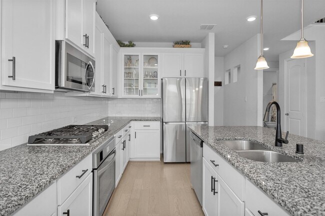 Building Photo - 2714 Sellers Island Dr