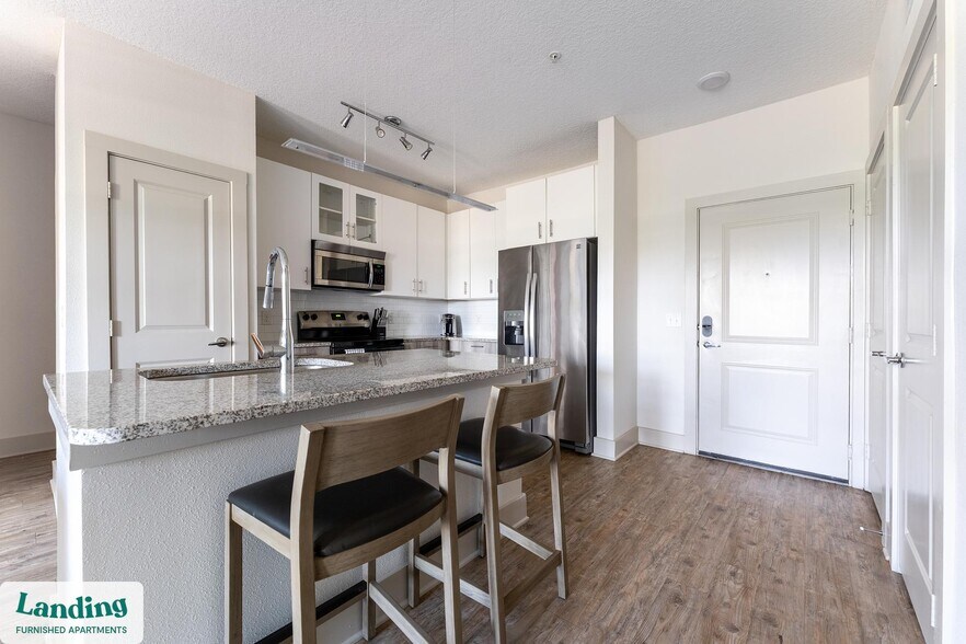 Building Photo - 655 W Marina Cove Dr