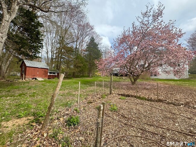 Building Photo - 14 Bower Rd