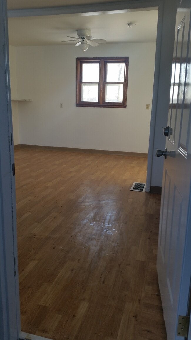 Building Photo - 31 2nd St NW