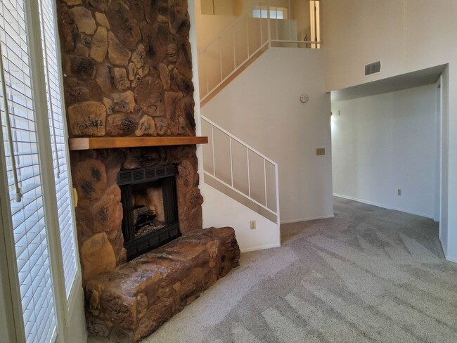 Building Photo - Three Bedroom at Green Valley Park