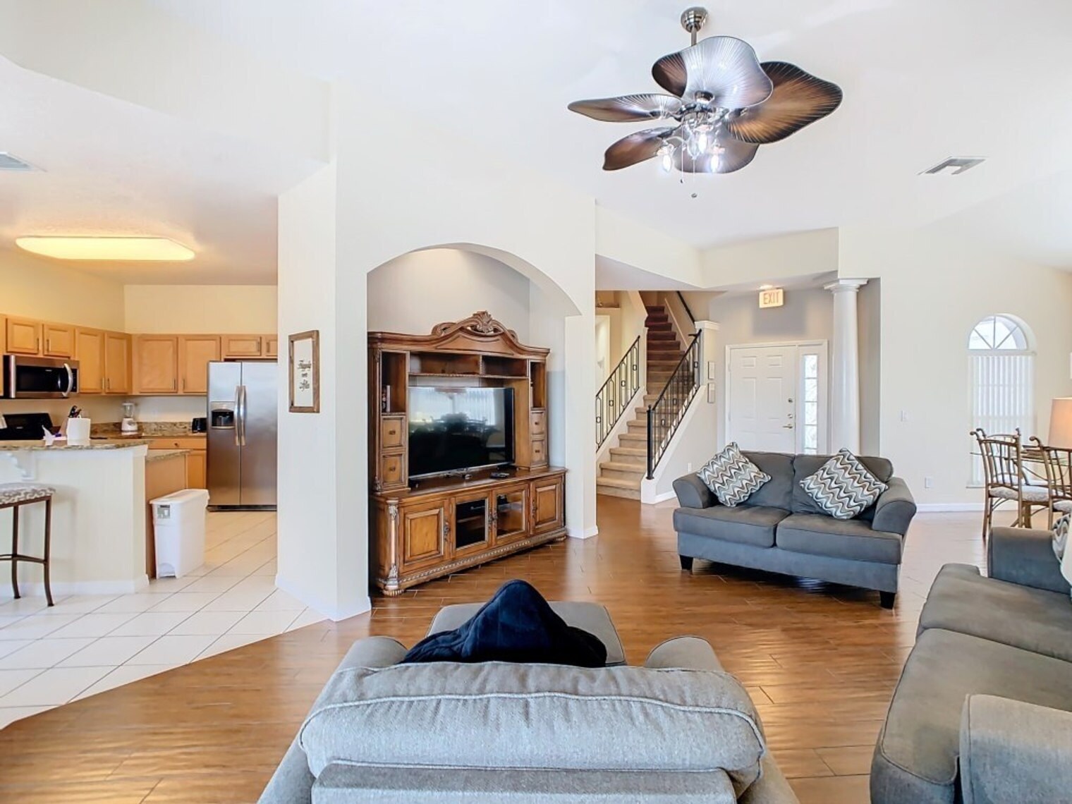 Building Photo - 846 Orista Dr