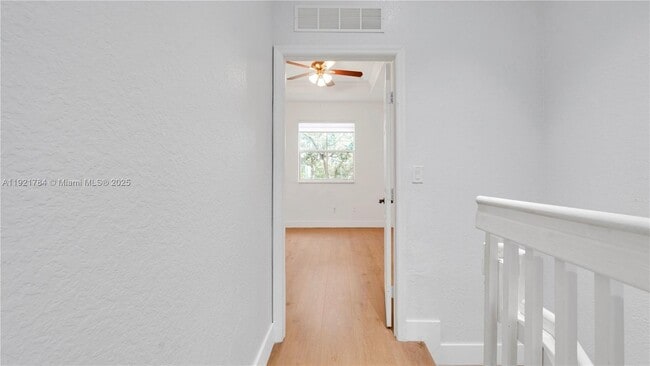 Building Photo - 4921 SW 140th Terrace