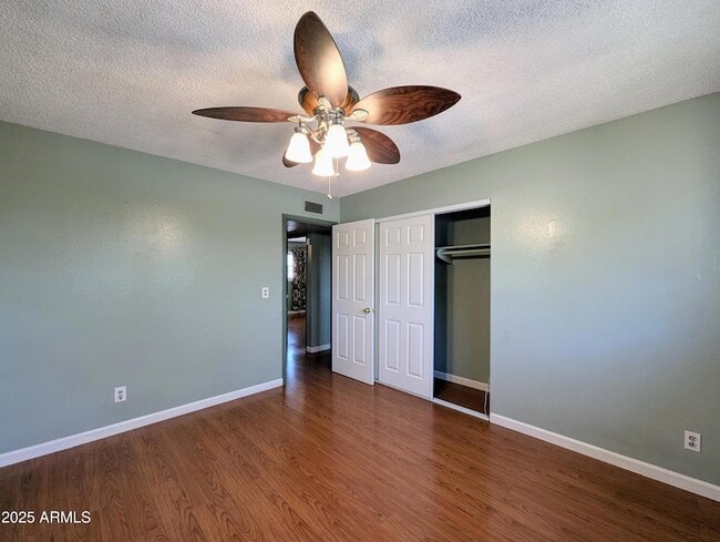 Building Photo - 4019 W San Miguel Ave