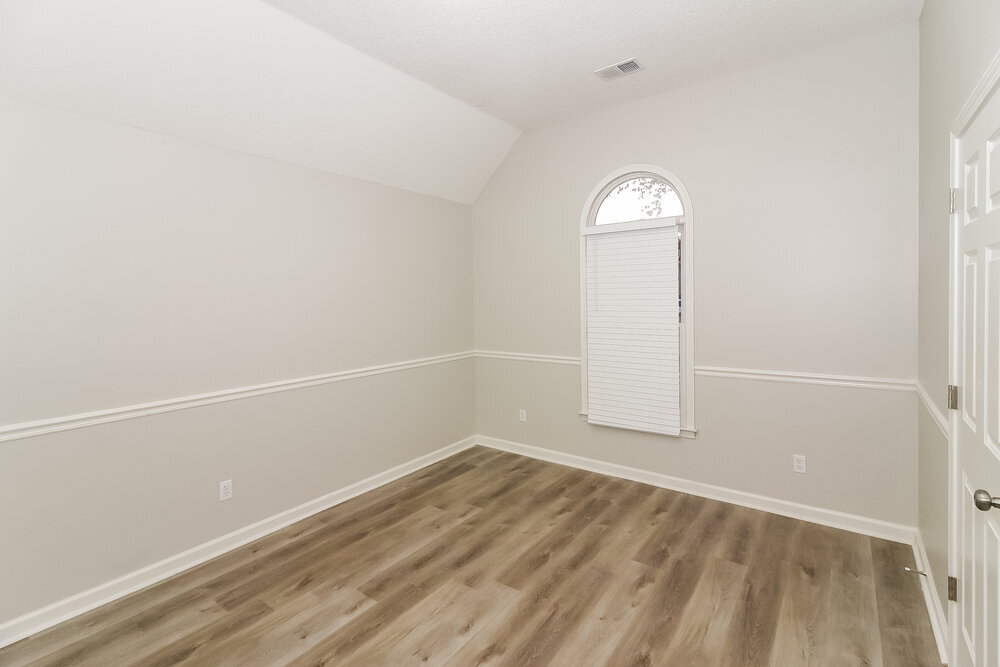 Building Photo - 636 Old River Cove