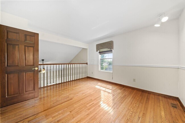 Building Photo - 7854 Astra Cir