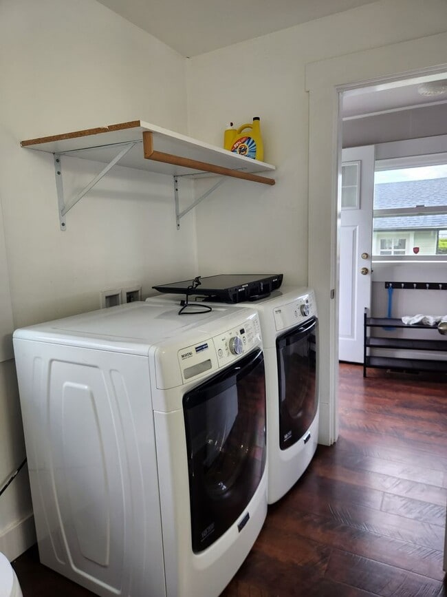 Building Photo - 1170 Peace Portal Dr