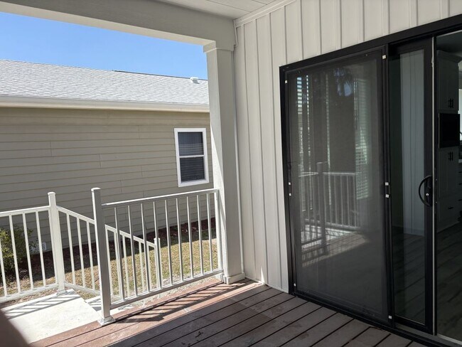 Building Photo - 752 Arbor Estates Way