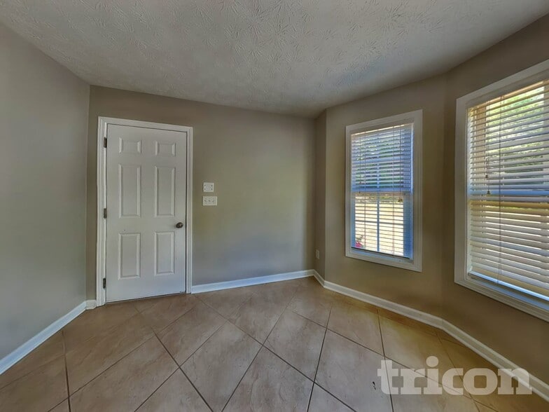 Building Photo - 515 Plantation Creek Dr