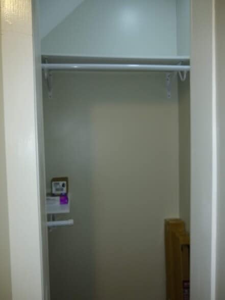 2nd bedroom closet - 19 Sheffield Ave