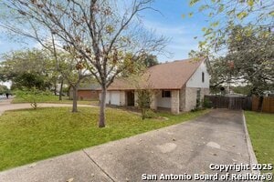 Building Photo - 14115 Moss Farm St