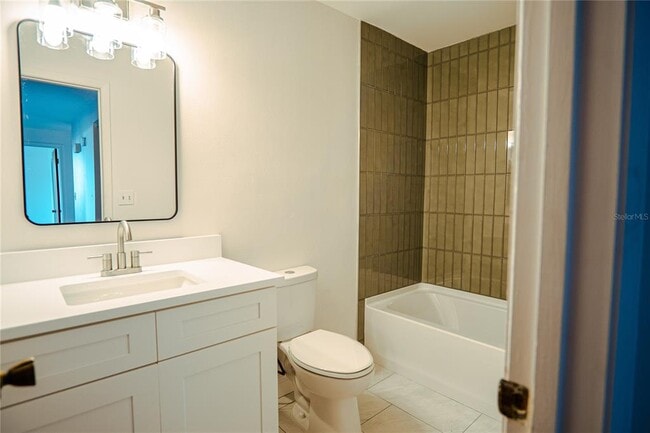 Building Photo - 1262 Jeffords St