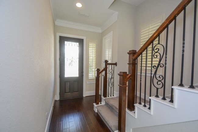 Building Photo - 1110 Oakwood Pass Ct