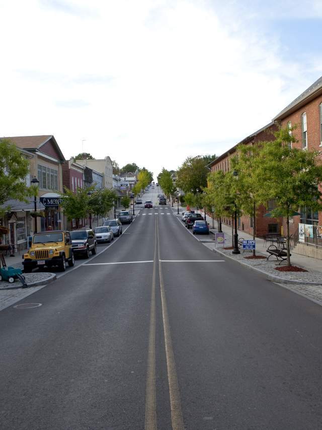 Building Photo - 218 Noble St