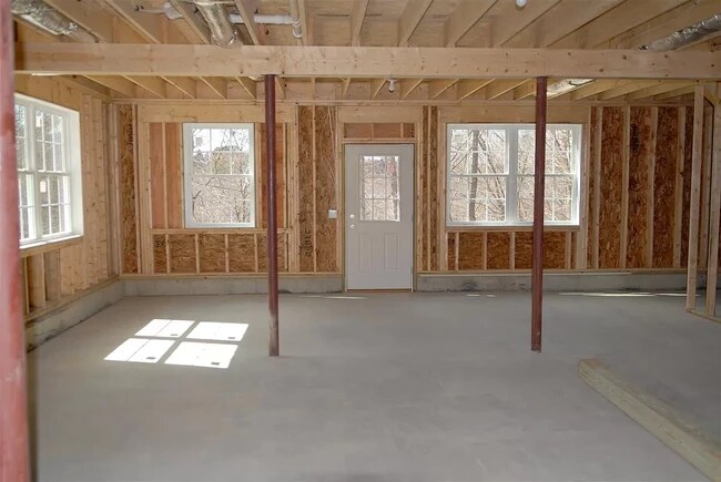 Building Photo - 61 Webster St