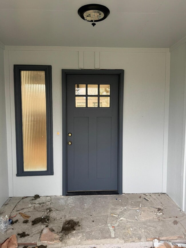 Building Photo - Solar-Powered 3BD in Lancaster with Included Yard Care & Low Utilities