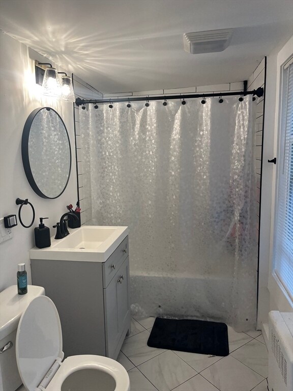 Building Photo - 1097 Main St