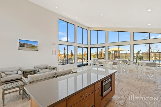 Building Photo - 5113 Sidesaddle Dr
