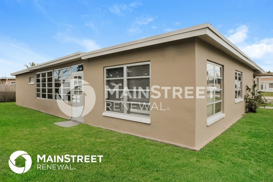 Building Photo - 4731 NW 41st St