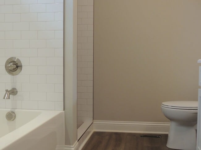 Building Photo - COMING SOON -  Charming Home in Maryville ...