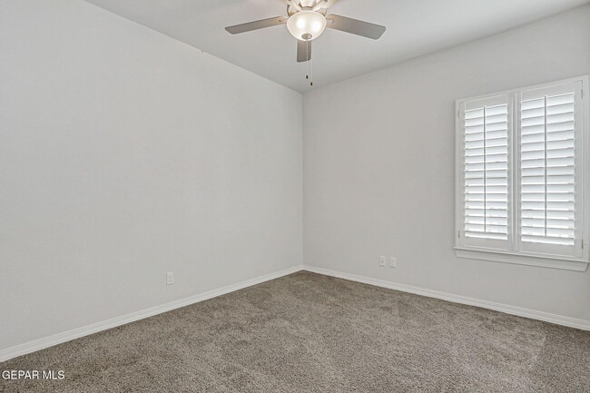 Building Photo - 2505 Mike Price Dr