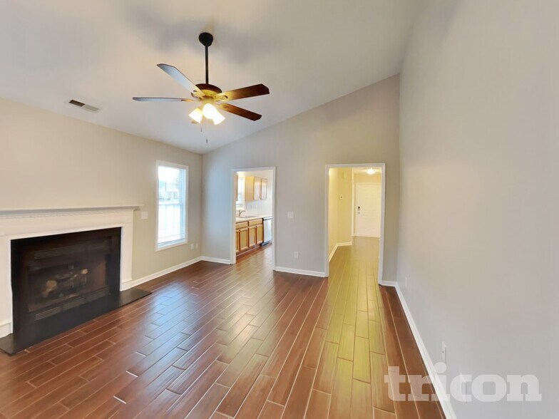 Building Photo - 5405 Advantis Dr