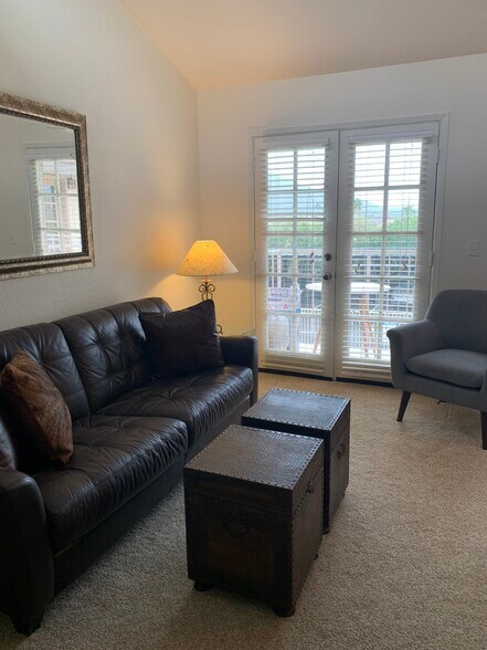 Building Photo - 7502 E Carefree Dr