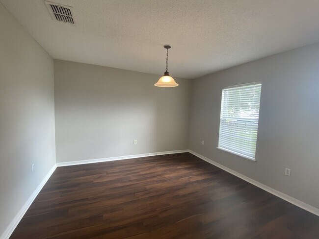 Building Photo - 4821 Preserve Blvd