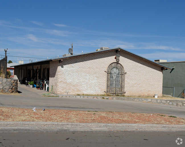 Primary Photo - 3409 Keltner Rd