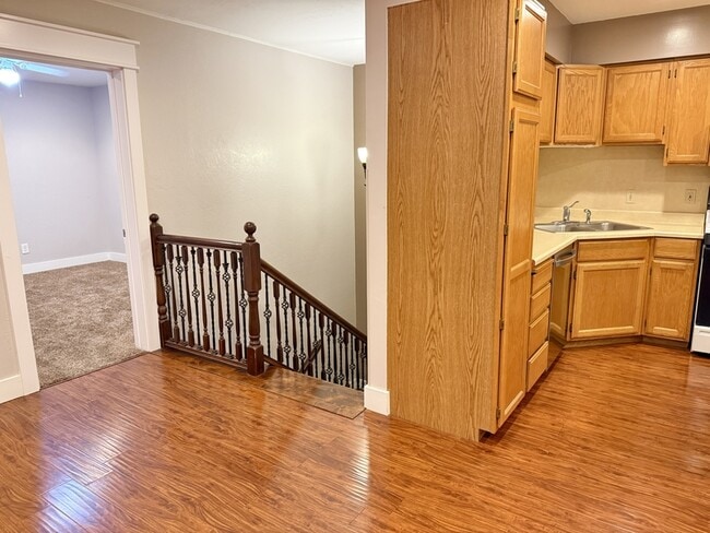 Building Photo - 7426 S 700 E