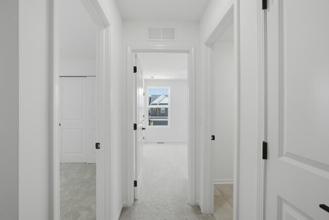 Building Photo - 5574 E Spaniel Dr