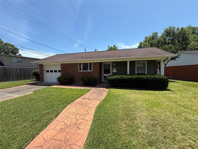 Primary Photo - 4138 Donna Lynn Dr