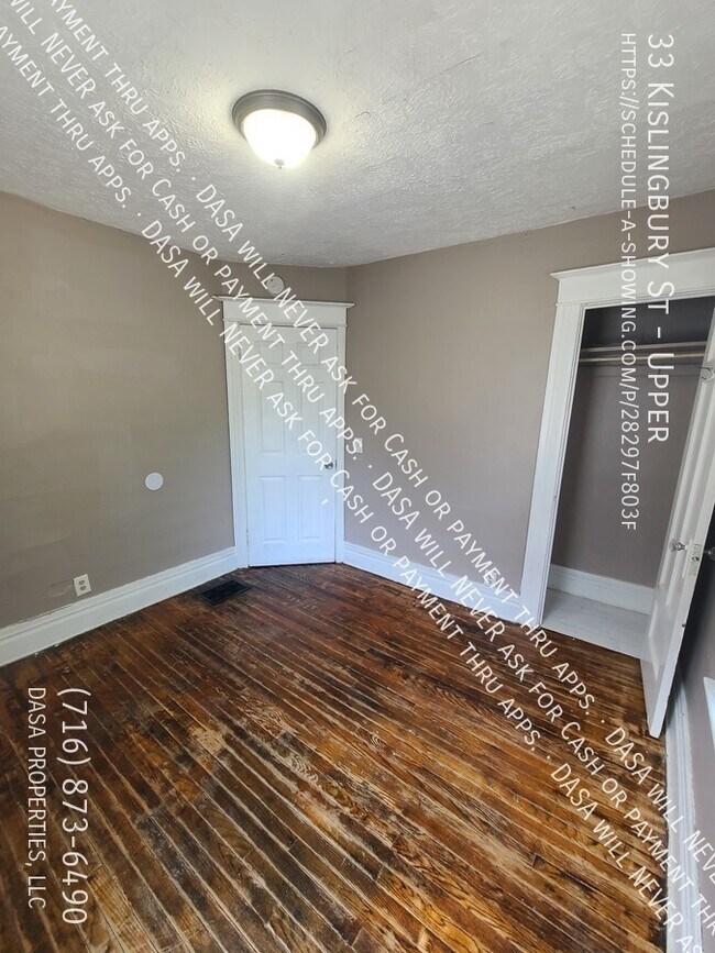 Building Photo - 33 Kislingbury St
