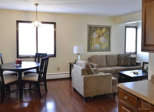 Building Photo - 935 Capitol Ave