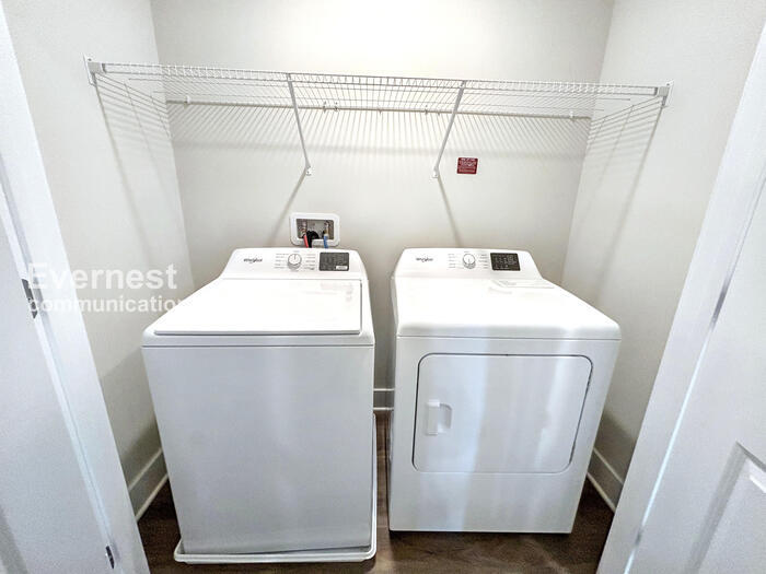 Building Photo - 193 Sioux Lp