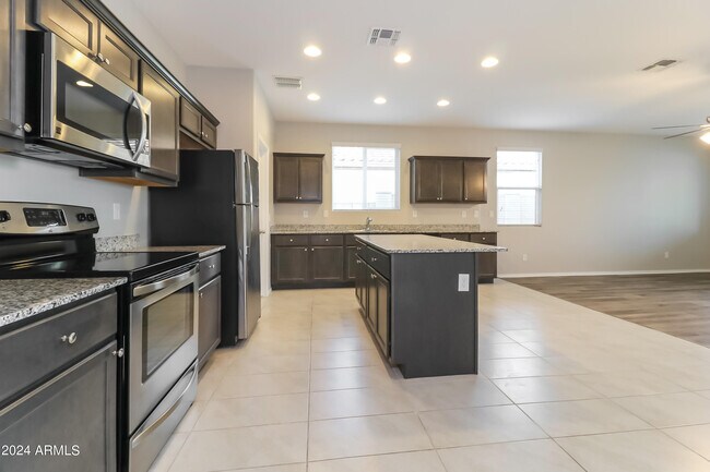 Building Photo - 25068 W Wayland Dr