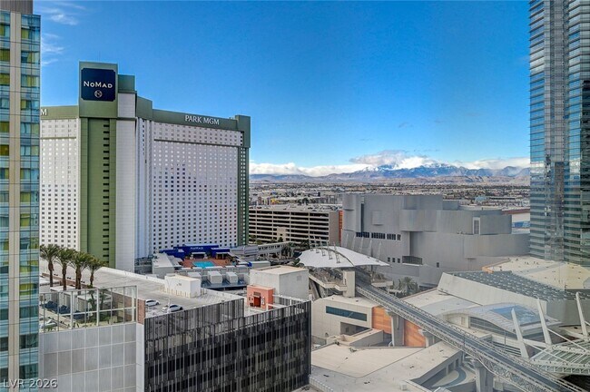 Building Photo - 3722 S Las Vegas Blvd