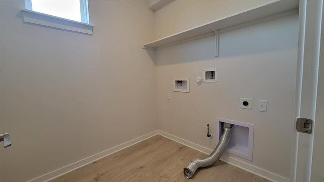Building Photo - 429 Tinto St