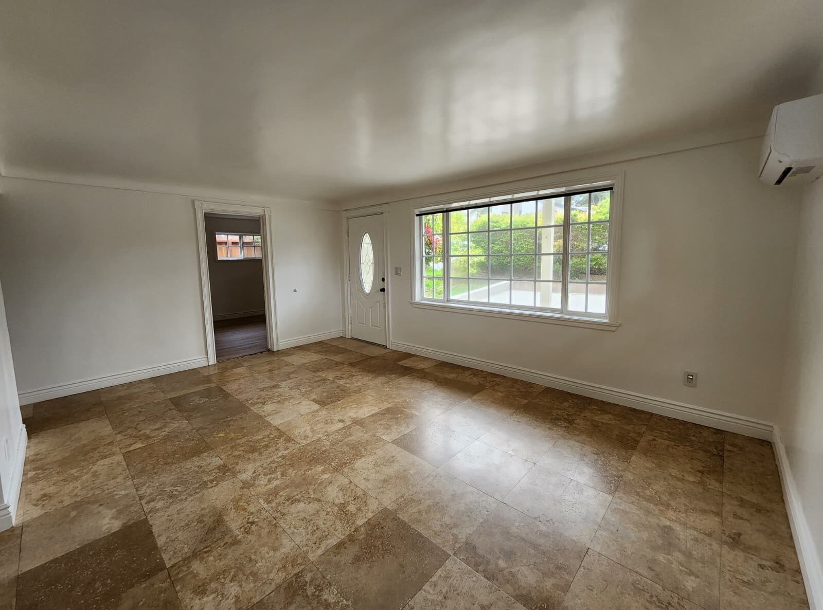 Building Photo - 1208 Lincoln Avenue