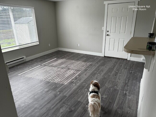 Building Photo - "Cozy 1-Bedroom Retreat in Lakewood with M...