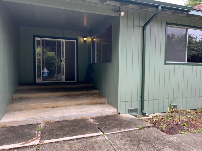 Building Photo - Arcata House ( Half off first month Rent)