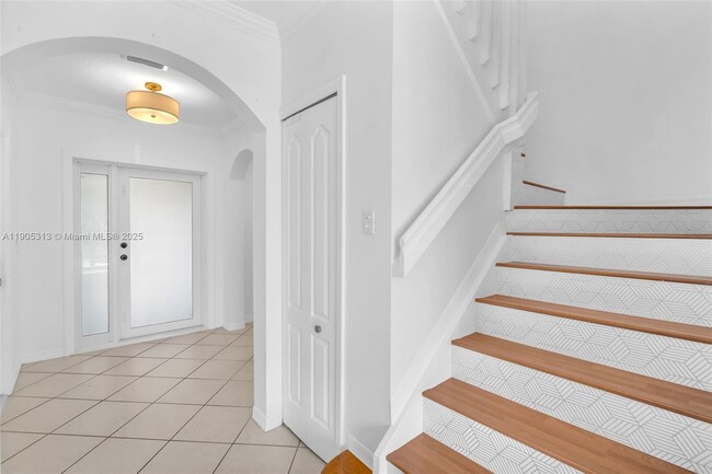 Building Photo - 2867 SW 125th Ave