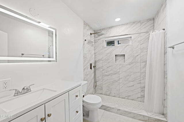 Building Photo - 121 S Chester Ave