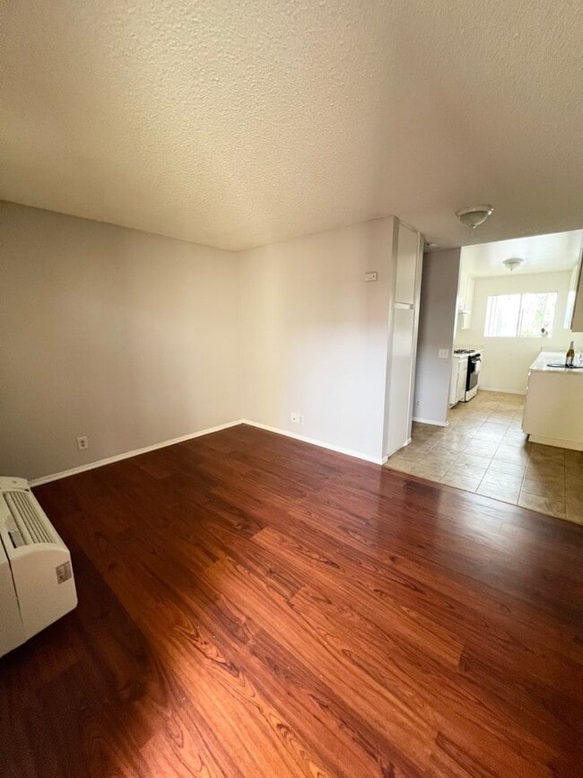 Interior Photo - BAYVIEW