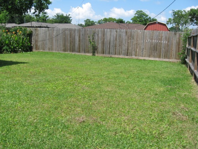 Building Photo - 4726 Caroline St