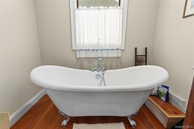 Building Photo - 62 Delaware Ave