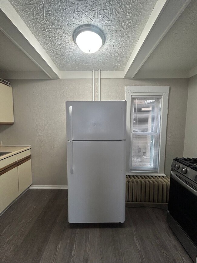 Building Photo - EVH Rentals (1113 Park Ave)