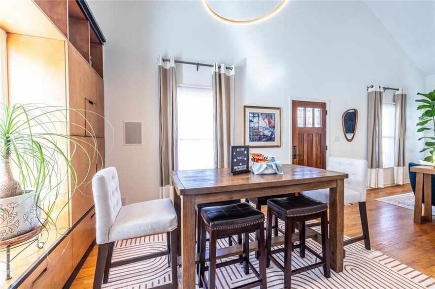 Building Photo - 69 Randolph St NE